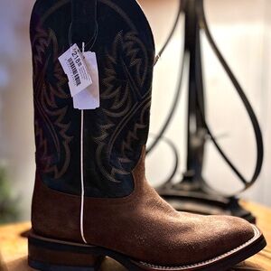 HP Black and Brown Cowboy Boots